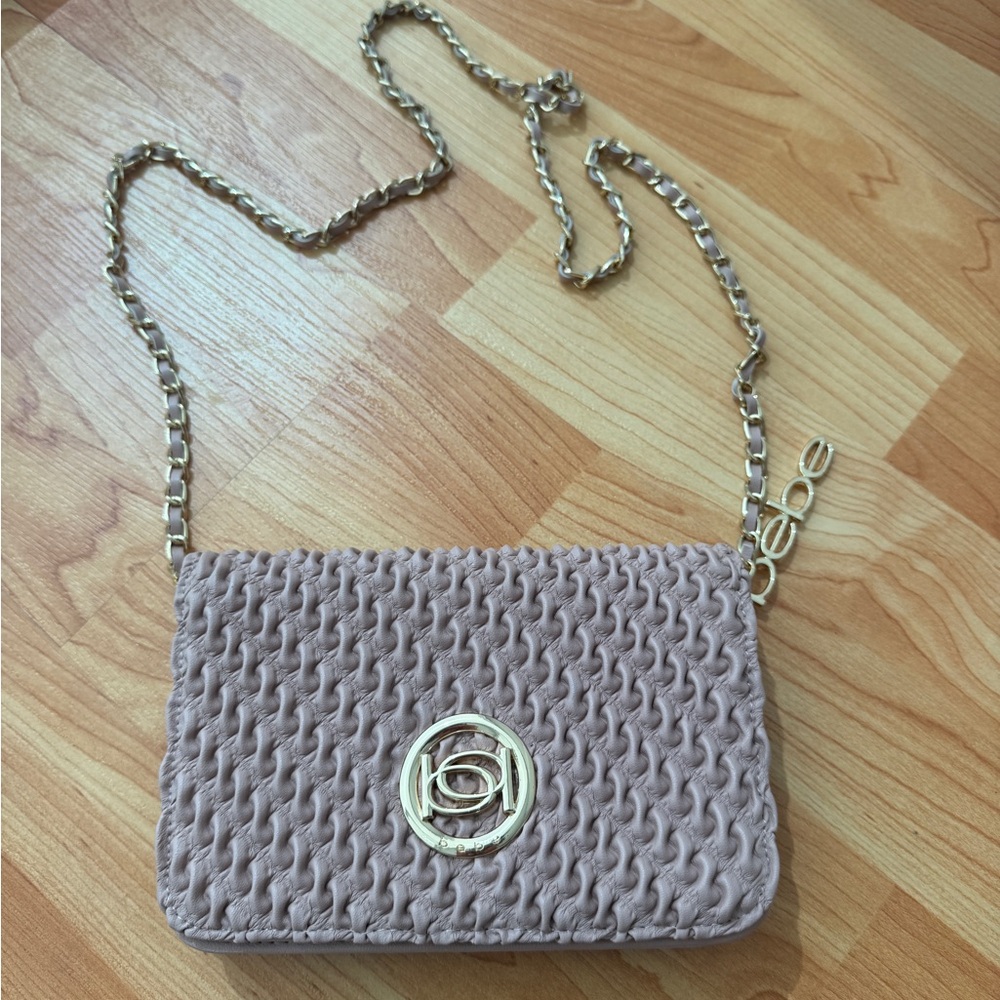 Bebe Beige Woven Crossbody Bag with Gold Chain
